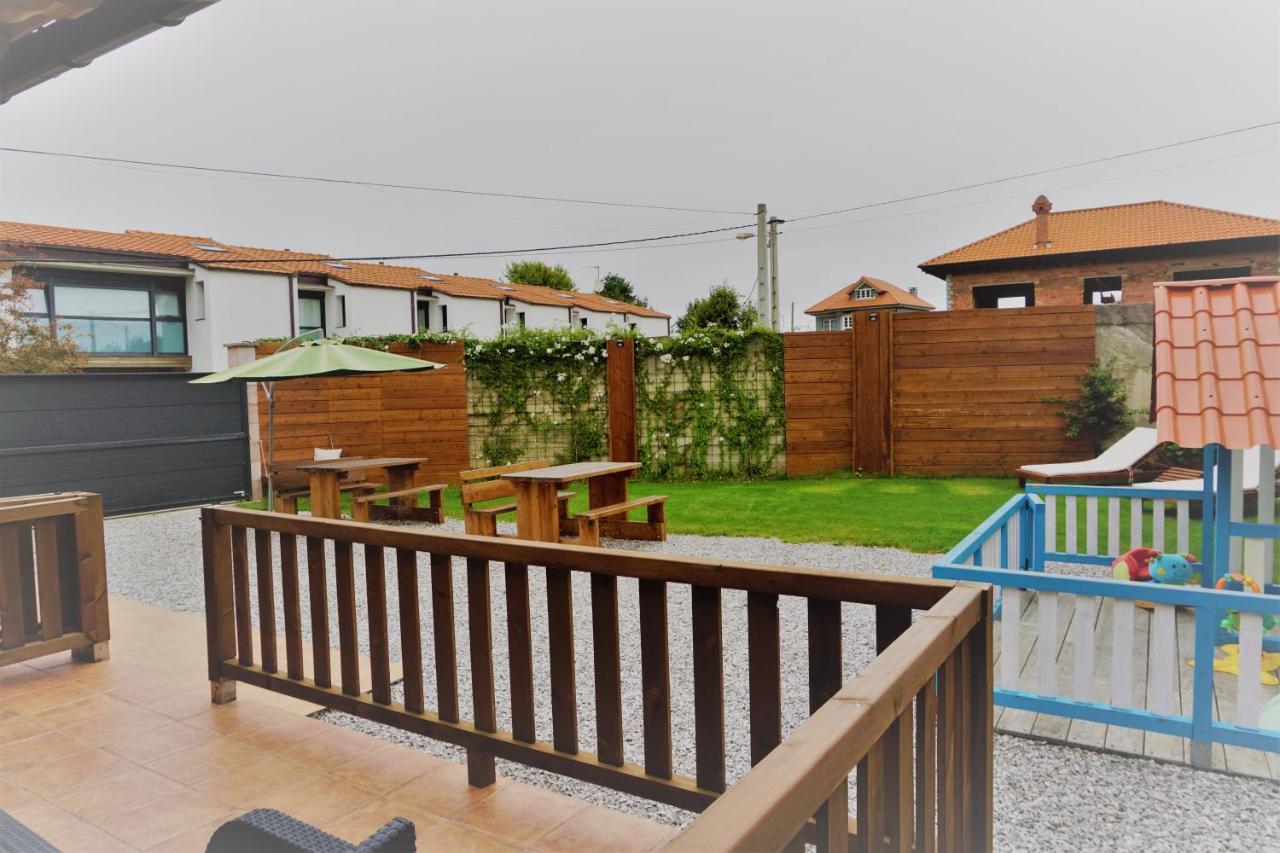 Apartamentos La Playina Llanes Exterior photo